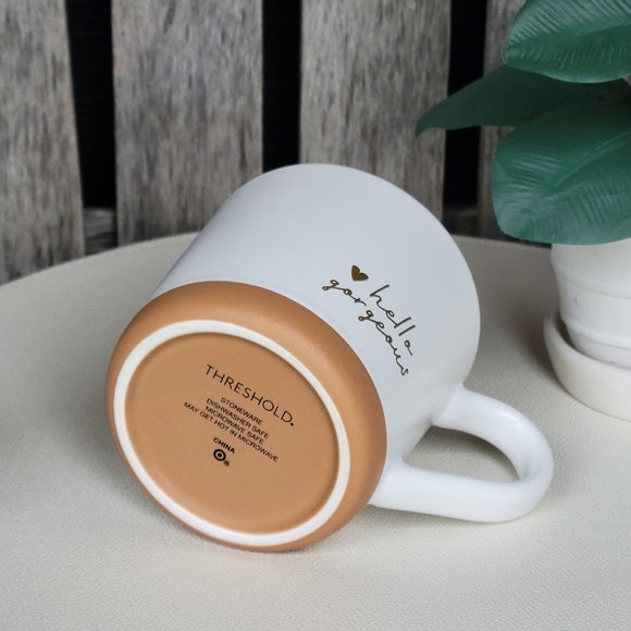 Threshold Elegant White and Tan Mug with Gold Detail Hello Gorgeous - Picture 5 of 5